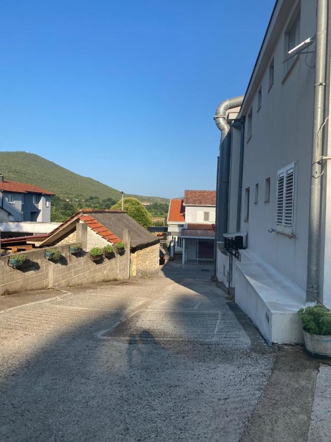 Maca I Ante Pavlovic Bed and Breakfast Međugorje Buitenkant foto