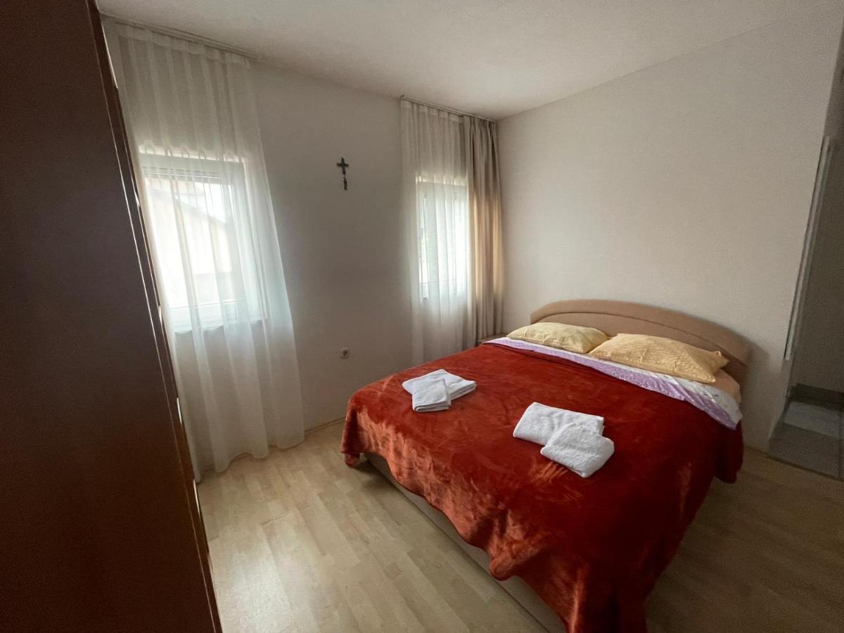 Maca I Ante Pavlovic Bed and Breakfast Međugorje Buitenkant foto